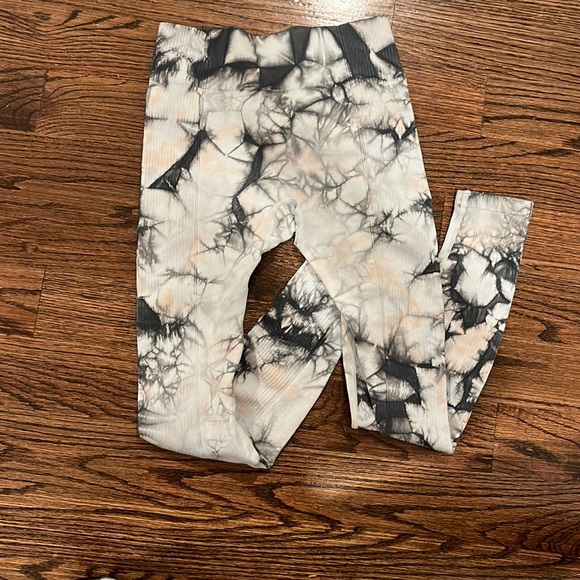 Mono B Pants - Women’s stretch pants size M
